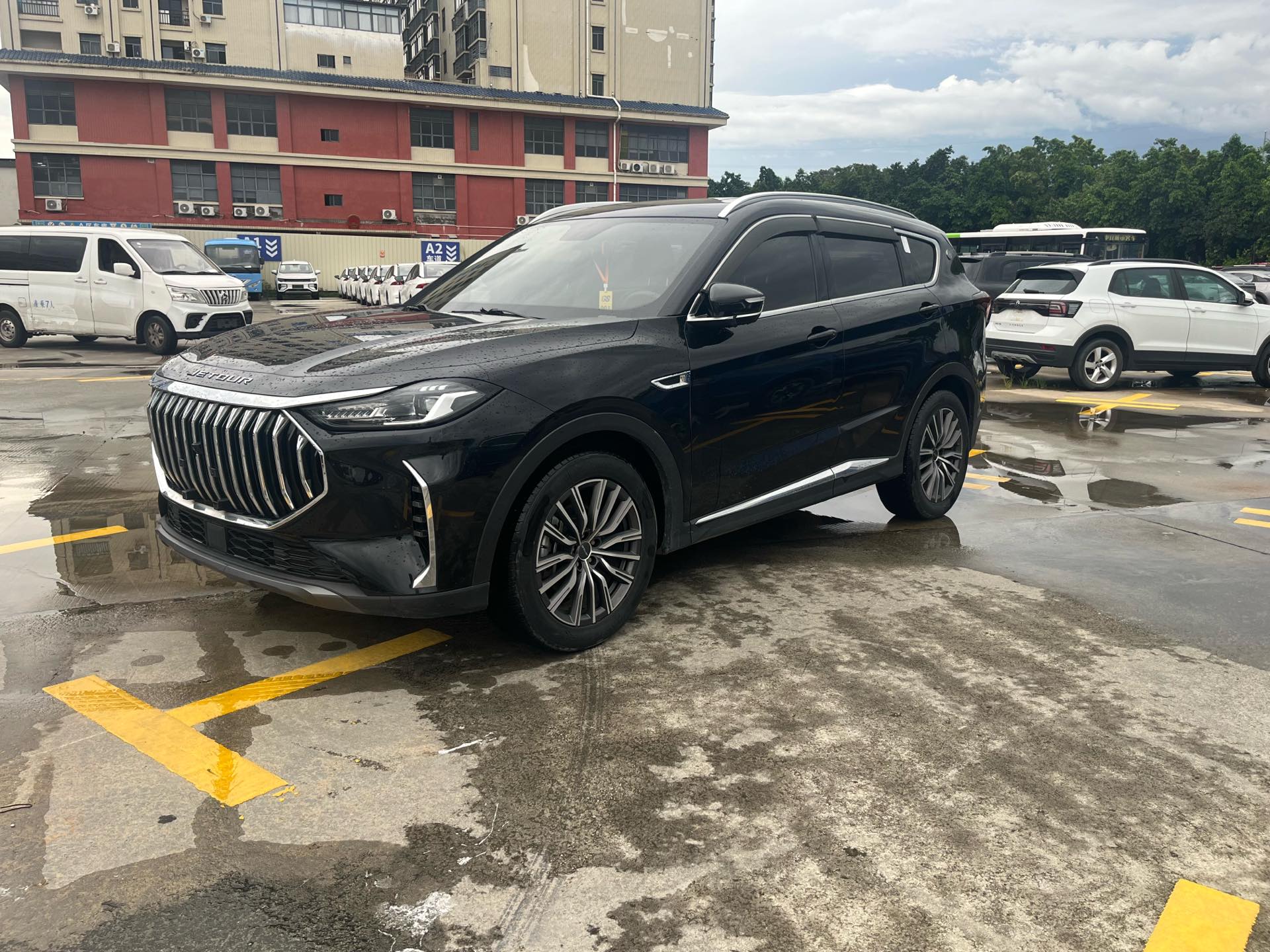 Jetour X70 PLUS 2024 car image 