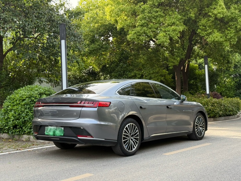 BYD Han 2022 immagine di auto #4