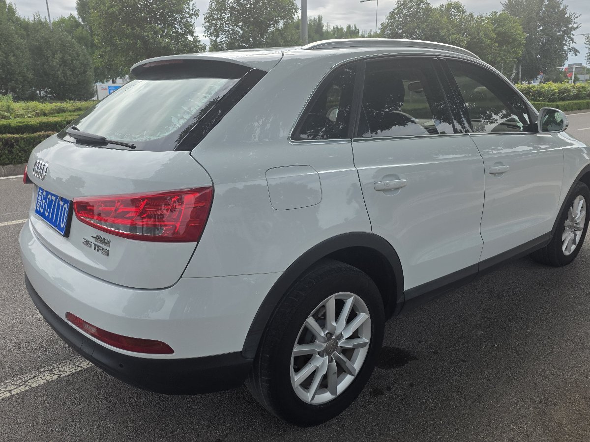 Audi Q3 2014 #11 Audi Q3 2014 car image #11