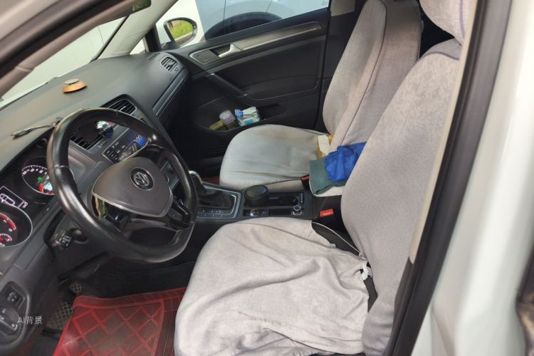 Volkswagen Golf 2015 car image #17