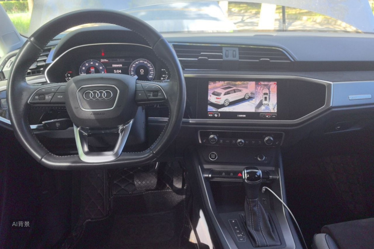 Audi Q3 2021 car image #11
