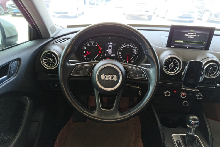 Audi A3 2018 #11 Audi A3 2018 car image #11