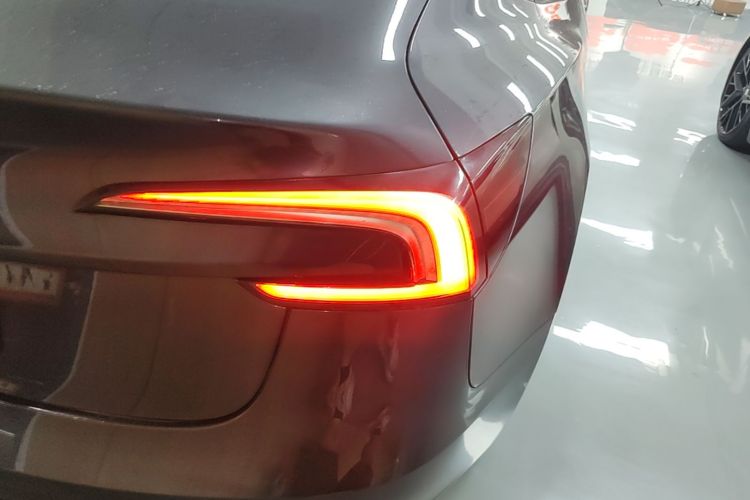 Tesla Model 3 2025 #8 Tesla Model 3 2025 car image #8