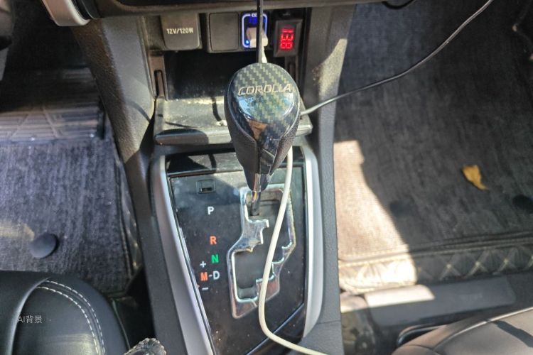 Toyota Corolla 2018 car image #17