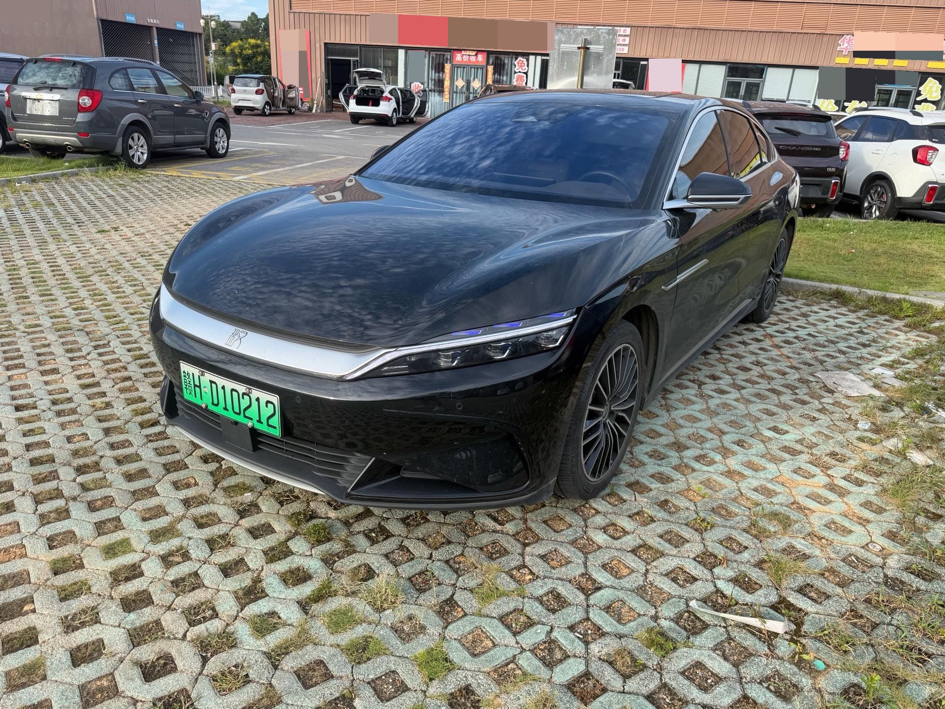 BYD Han 2023 car image 