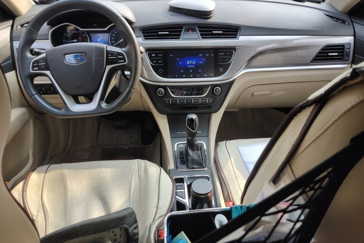 GEELY Emgrand 2017 immagine di auto #7