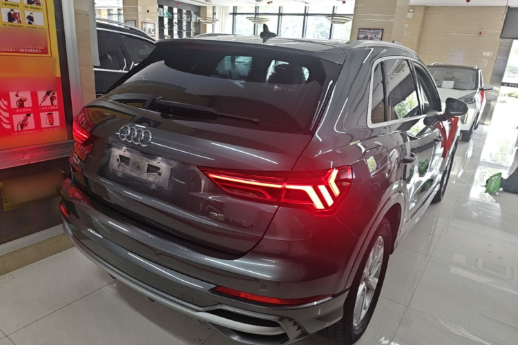 Audi Q3 2020 #7 Audi Q3 2020 car image #7