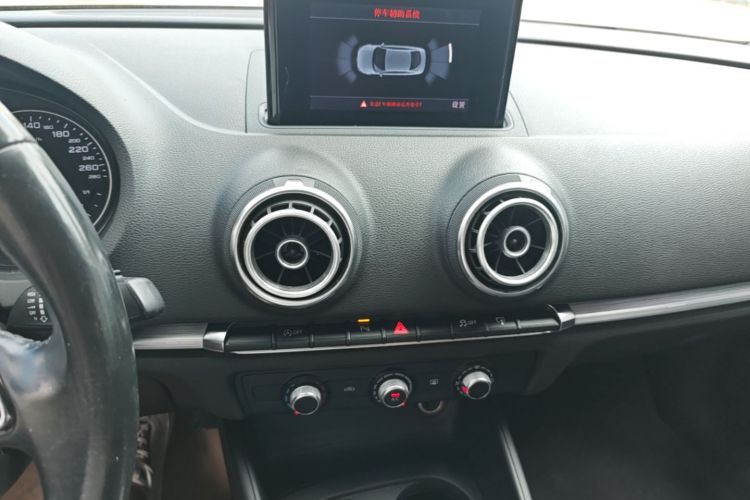 Audi A3 2016 car image #13