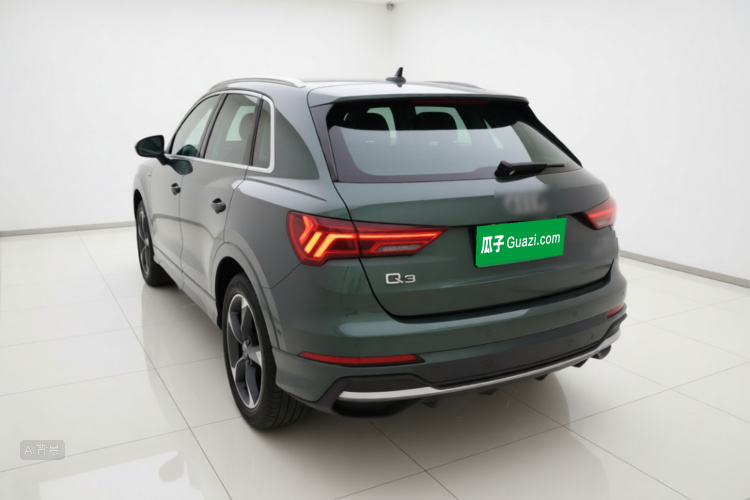 Audi Q3 2020 car image #5