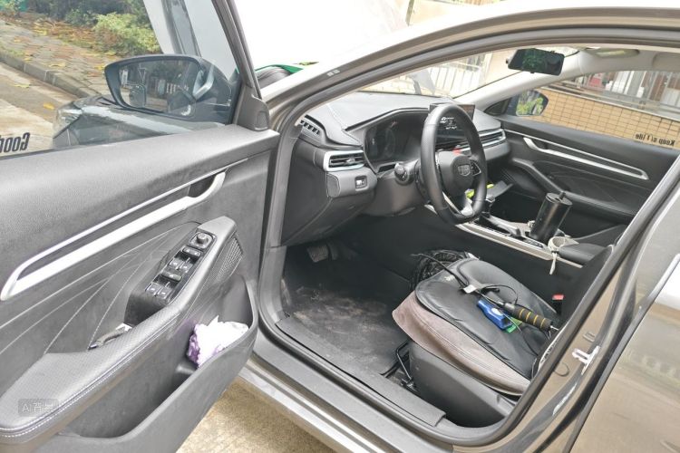 GEELY Emgrand 2025 car image #18