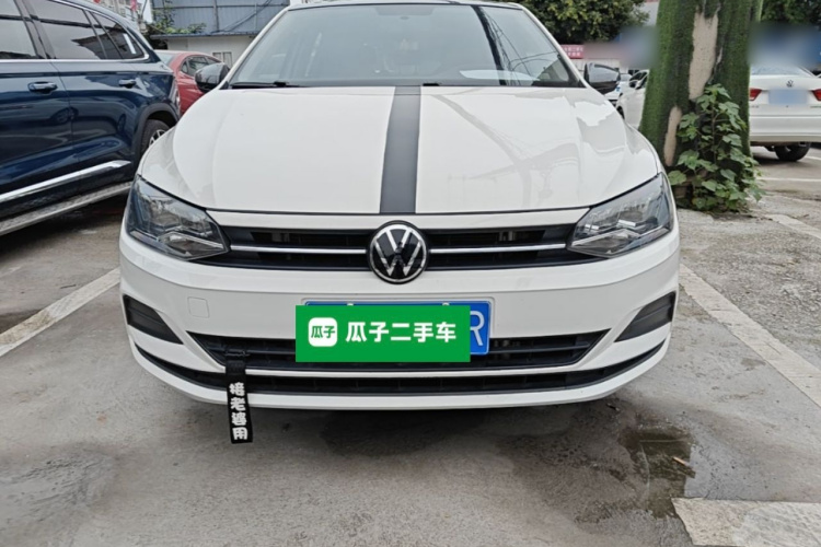 Volkswagen Polo 2021 car image #3