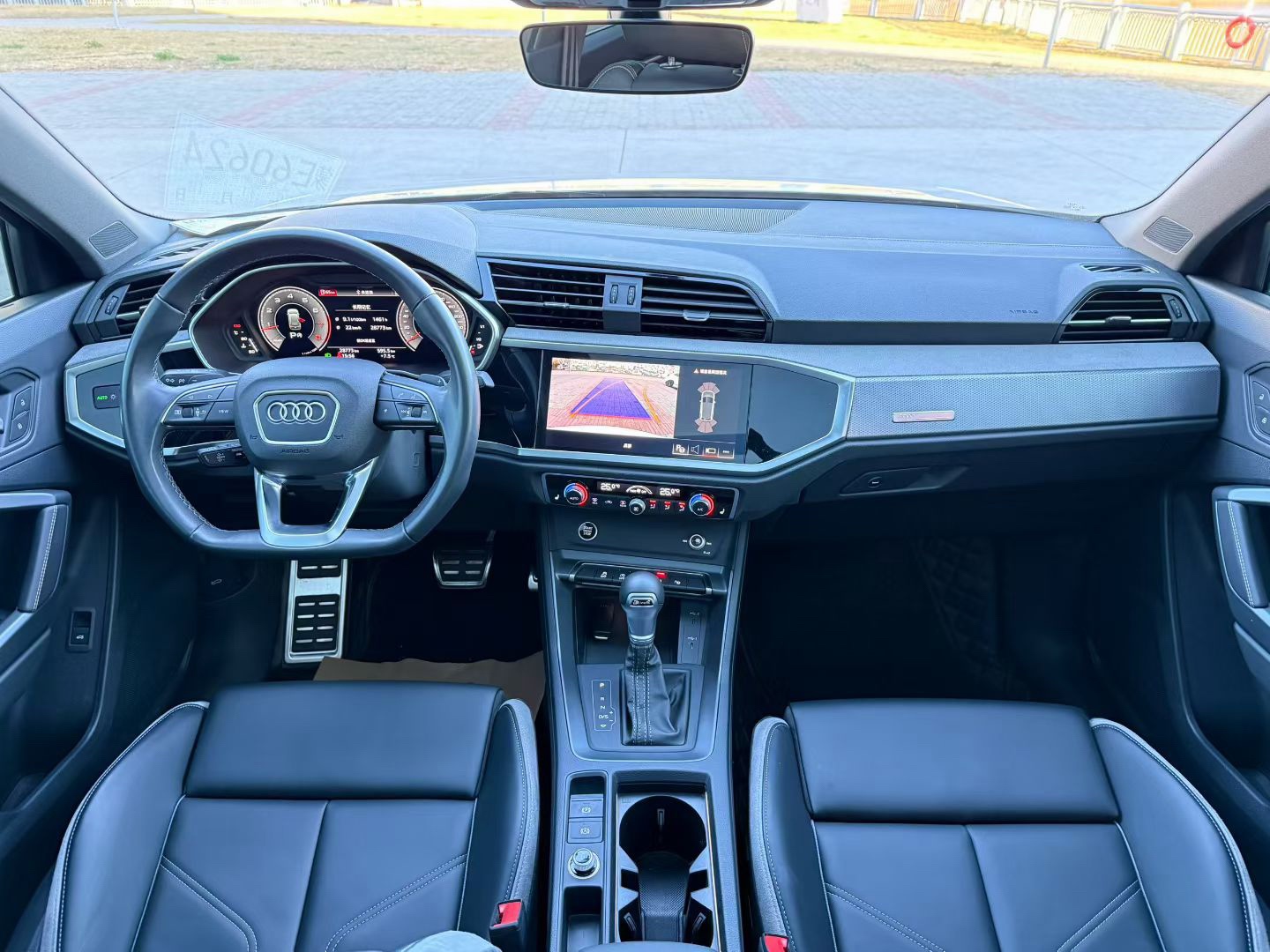 Audi Q3 2024 #3 Audi Q3 2024 صورة سيارة #3
