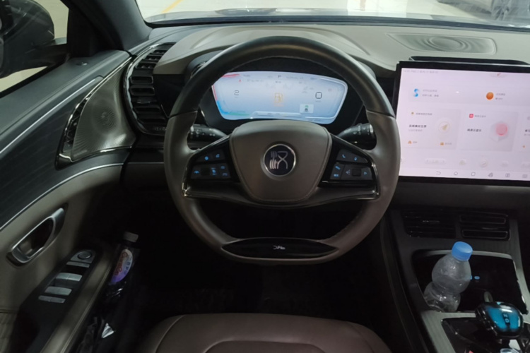 BYD Han 2022 immagine di auto #11