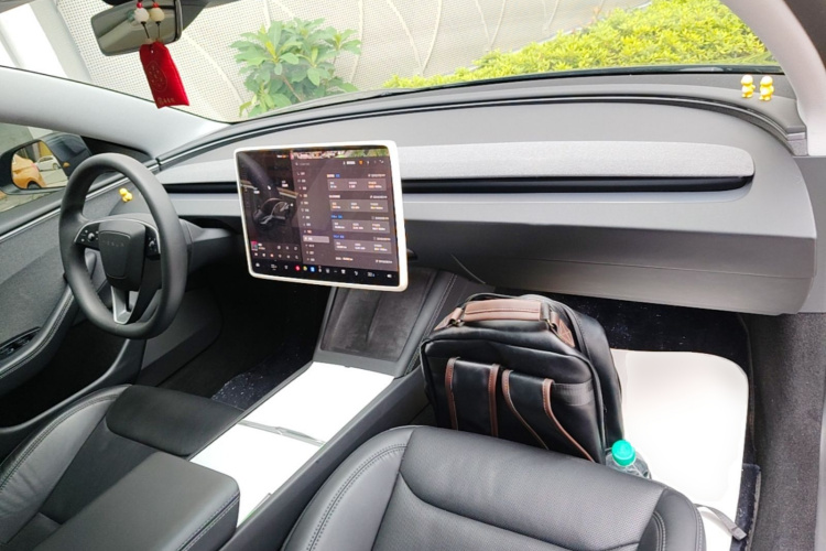 Tesla Model 3 2025 #10 Tesla Model 3 2025 car image #10