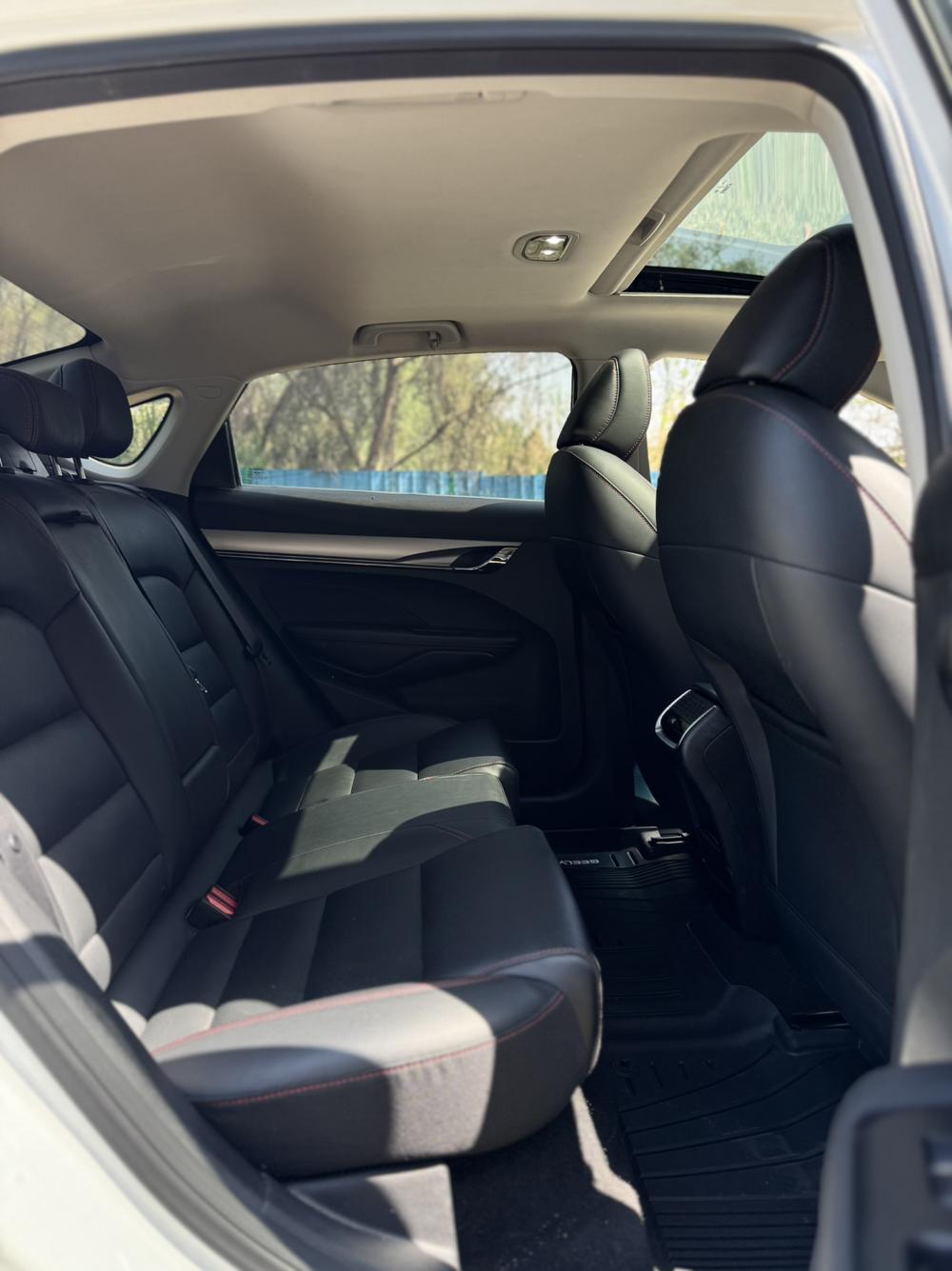 GEELY Binray 2020 car image #16