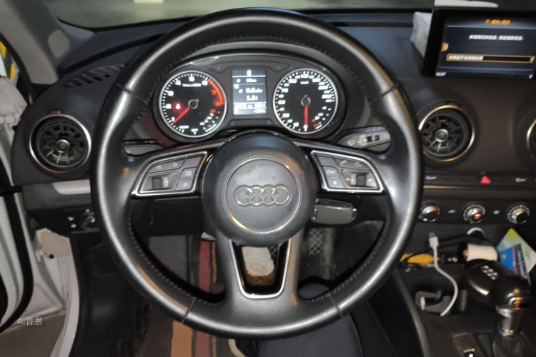 Audi A3 2018 car image #12
