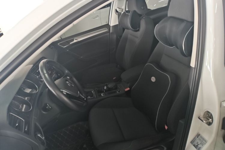 Volkswagen Golf 2019 #15 Volkswagen Golf 2019 car image #15