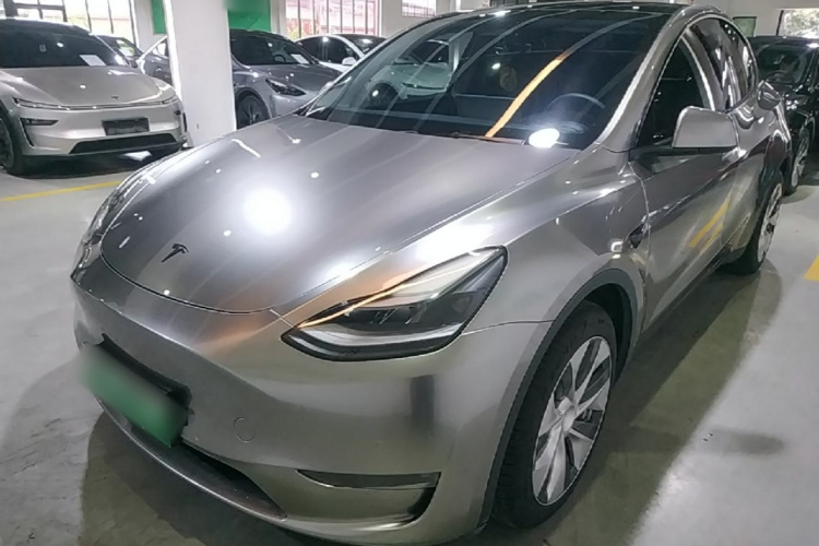 Tesla Model Y 2021 #2 Tesla Model Y 2021 car image #2