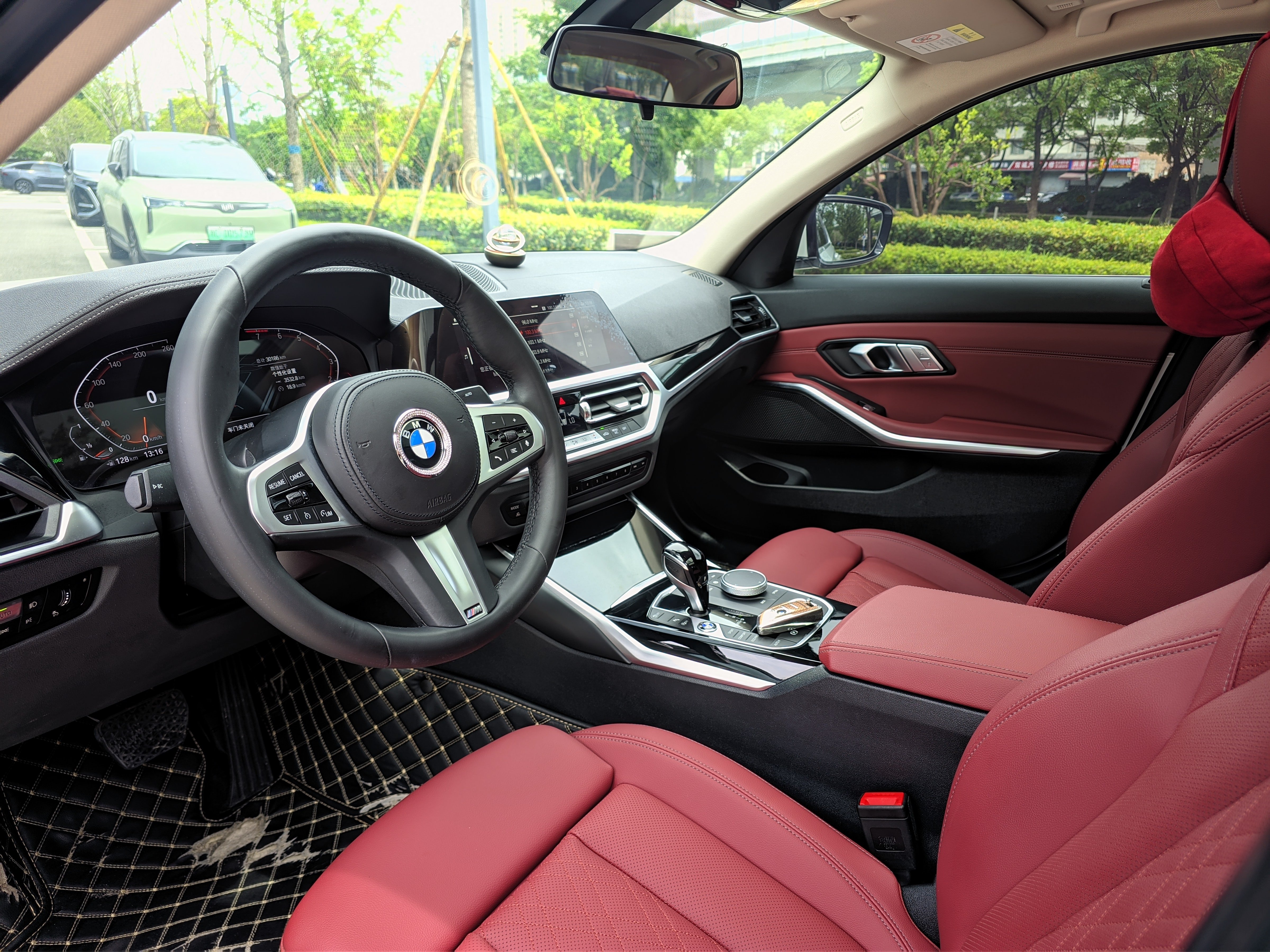 BMW 3 Series 2022 #6 BMW 3 Series 2022 car image #6