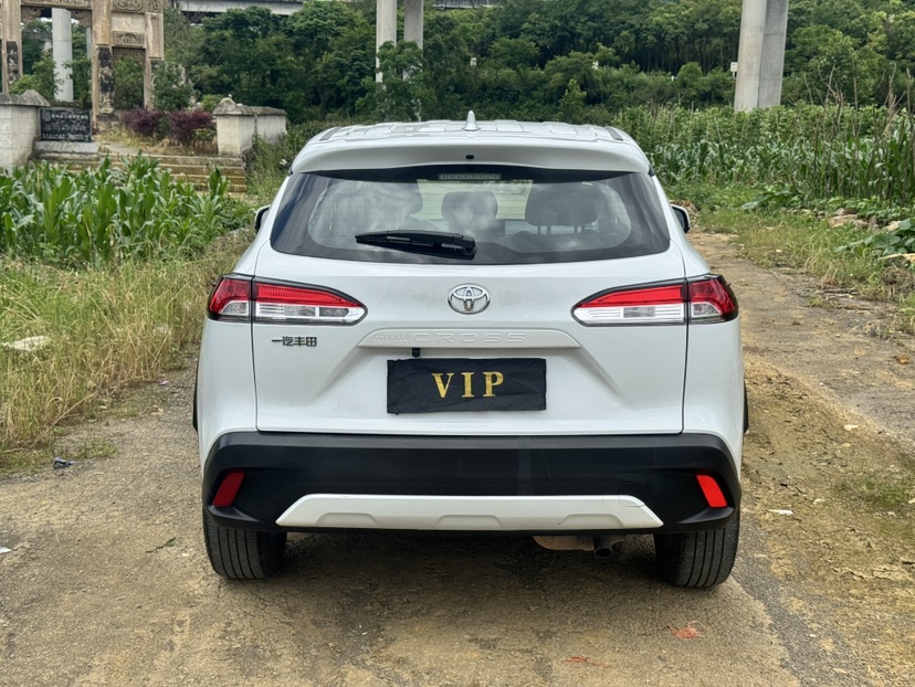 Toyota Corolla Cross 2023 immagine di auto #5