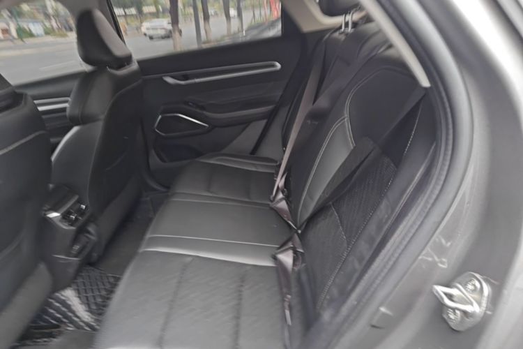 GEELY Emgrand 2021 #17 GEELY Emgrand 2021 car image #17