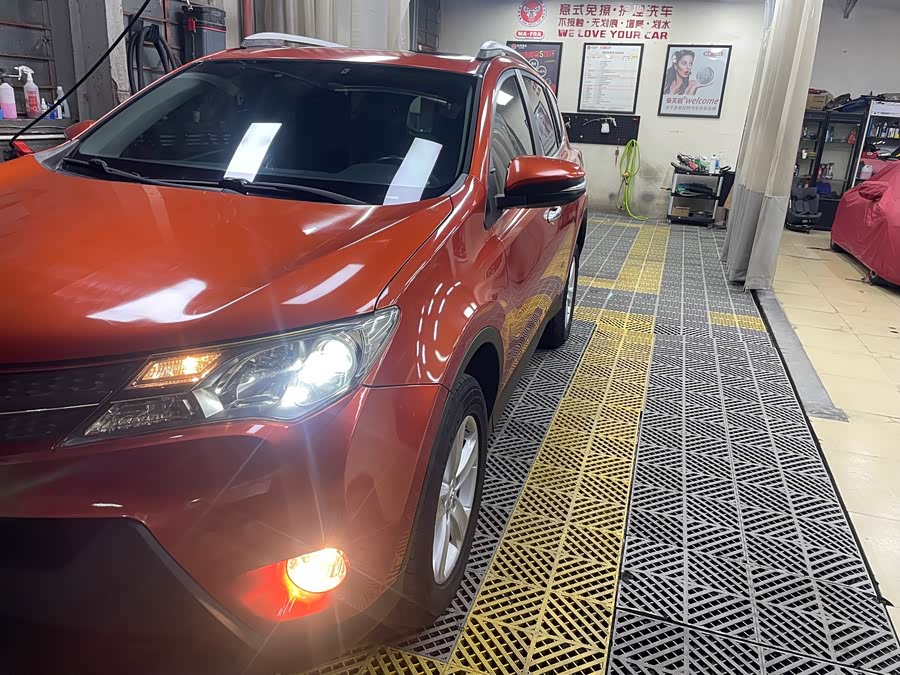 Toyota RAV4 2013 car image #44