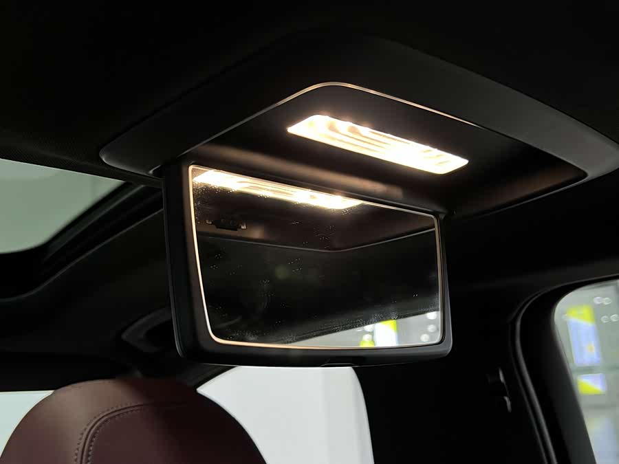 BMW 5 Series New Energy 2021 car image #44