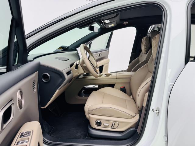 理想汽车 理想i6 2025 汽车图片 #44