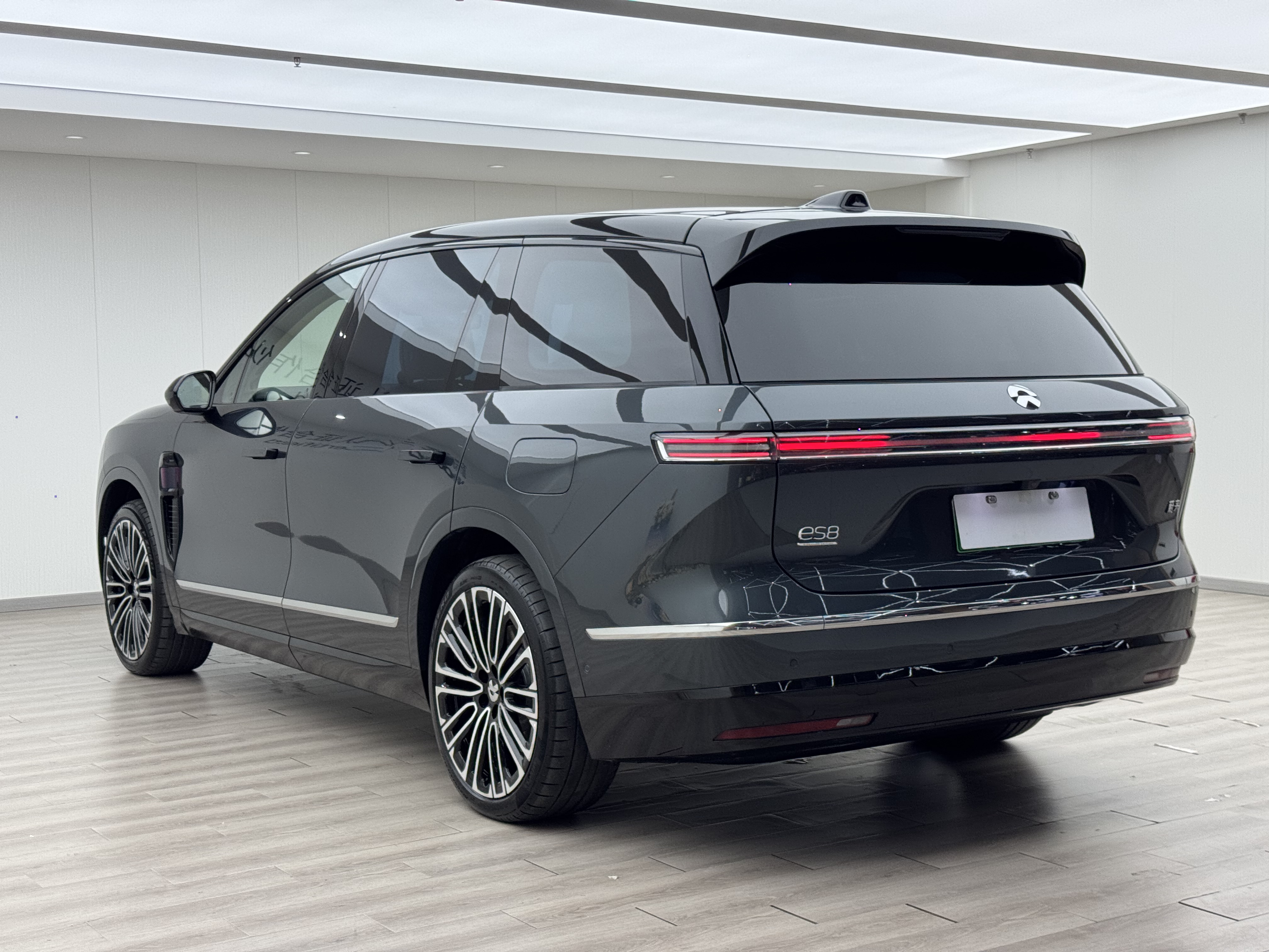 蔚来 蔚来ES8 2025 汽车图片 #44