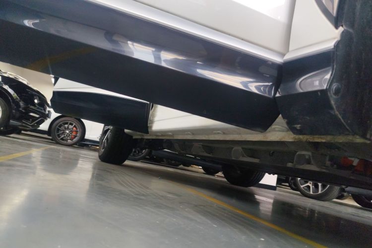 Roewe D5X DMH 2025 imagem de carro #44