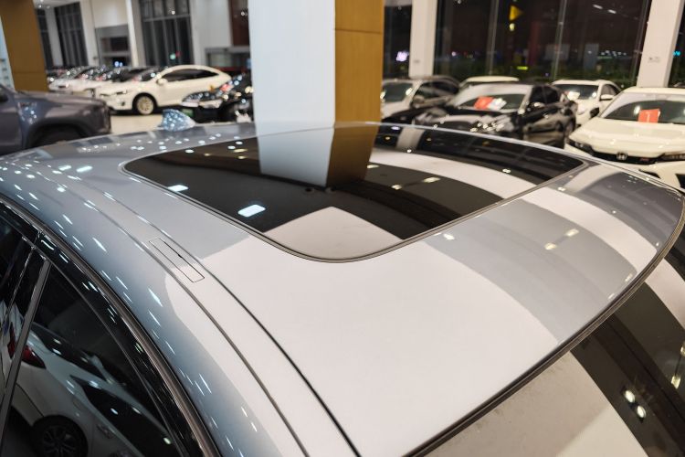 BMW 5 Series (Imported) 2020 #44 BMW 5 Series (Imported) 2020 car image #44