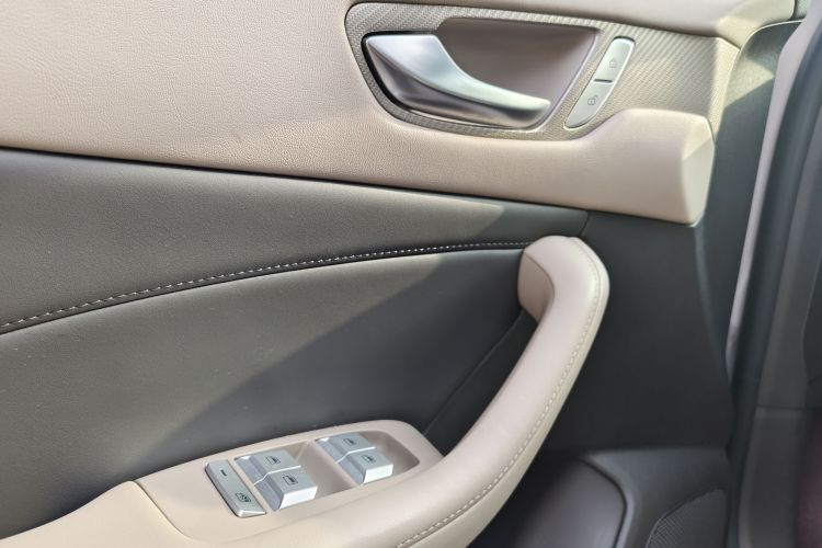 MG ES5 2024 #44 MG ES5 2024 car image #44