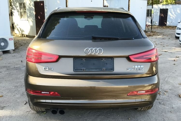 Audi Q3 2016 car image #4