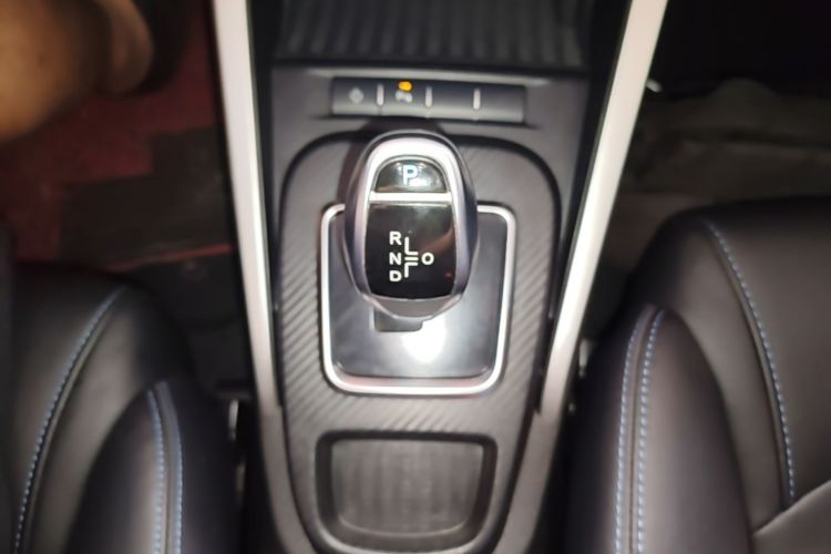BYD Yuan New Energy 2019 #24 BYD Yuan New Energy 2019 image de voiture #24