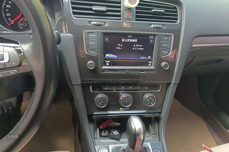 Volkswagen Golf 2017 imagem de carro #15