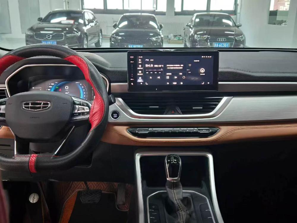 GEELY Vision X6 2021 immagine di auto #9