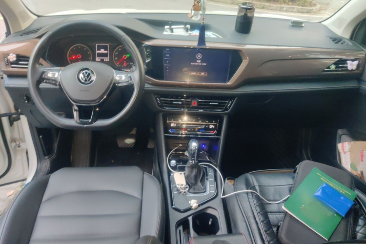 Volkswagen Tharu 2021 #12 Volkswagen Tharu 2021 صورة سيارة #12