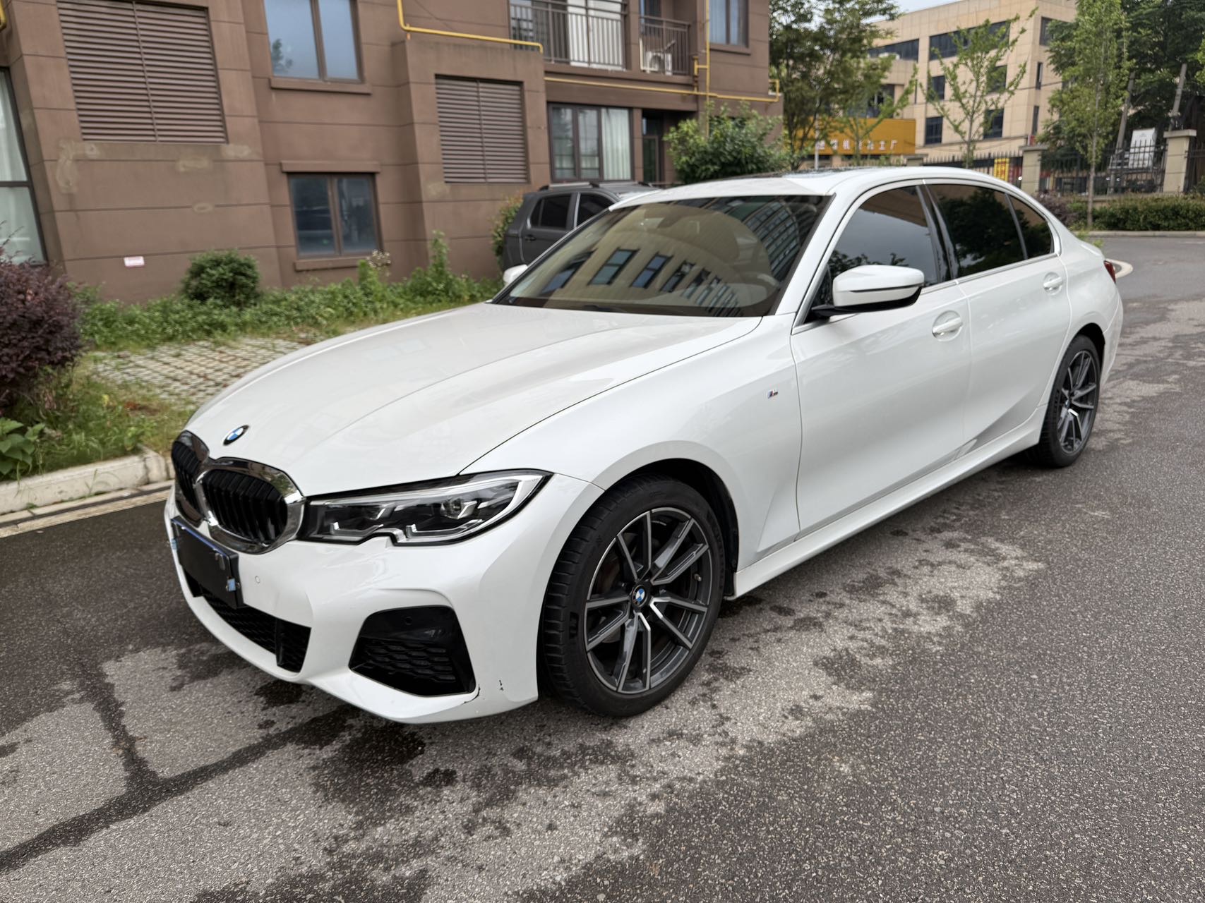 BMW 3 Series 2021 BMW 3 Series 2021 car image