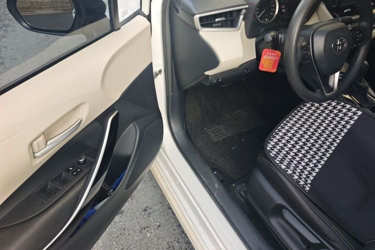 Toyota Corolla 2020 car image #9