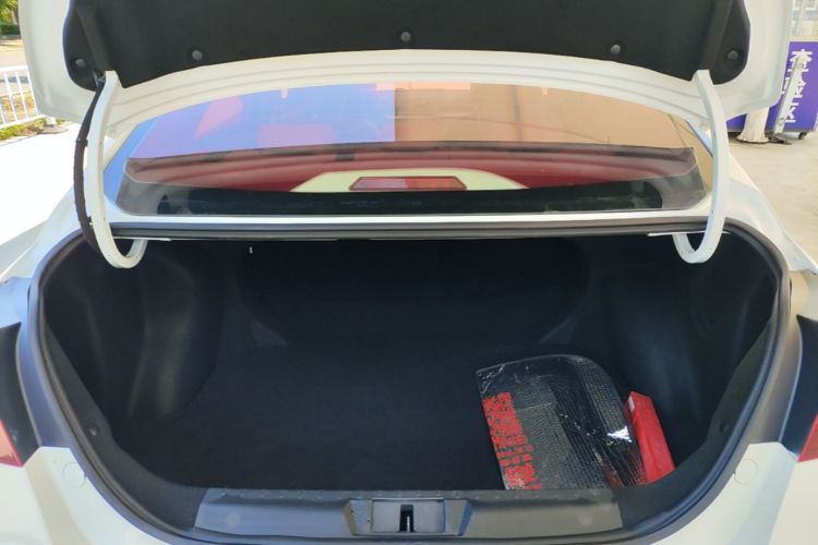 GEELY Emgrand 2018 #19 GEELY Emgrand 2018 car image #19