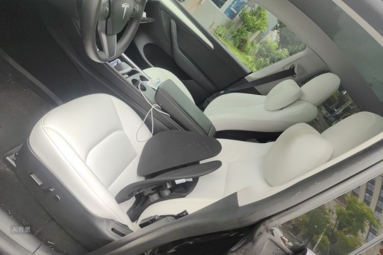 Tesla Model Y 2021 #17 Tesla Model Y 2021 car image #17