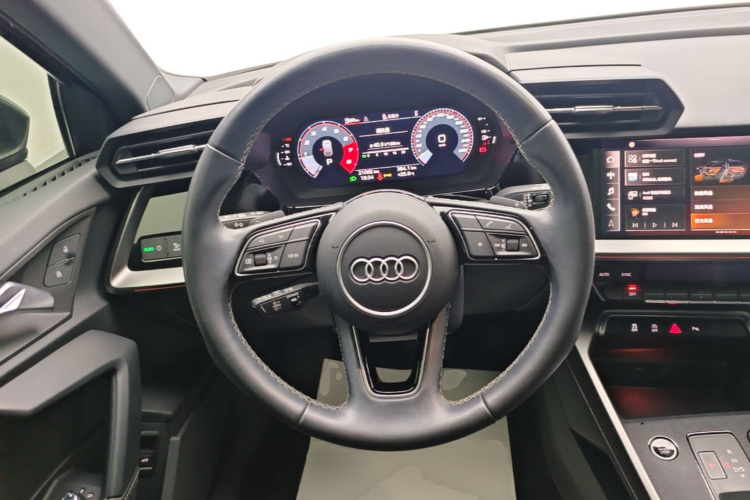 Audi A3 2024 immagine di auto #11