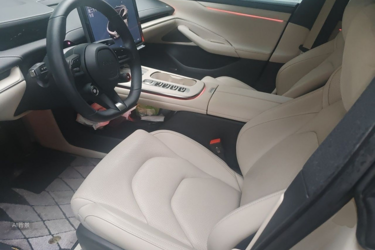 MI SU7 2025 car image #17