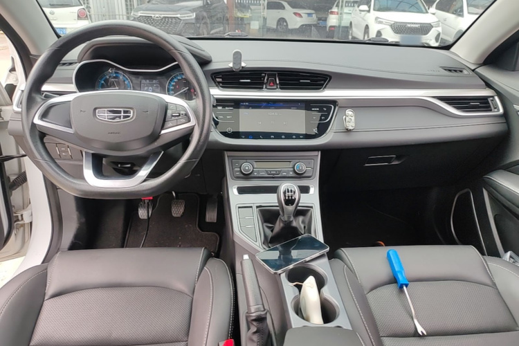 GEELY Emgrand 2020 #10 GEELY Emgrand 2020 car image #10