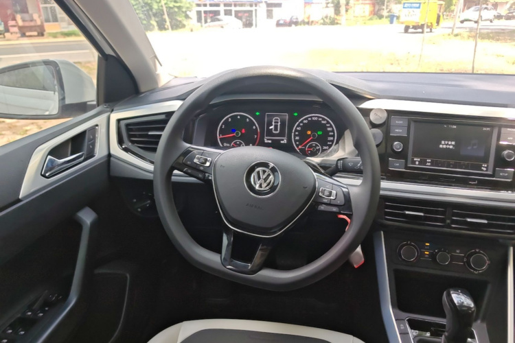 Volkswagen Polo 2020 #11 Volkswagen Polo 2020 car image #11