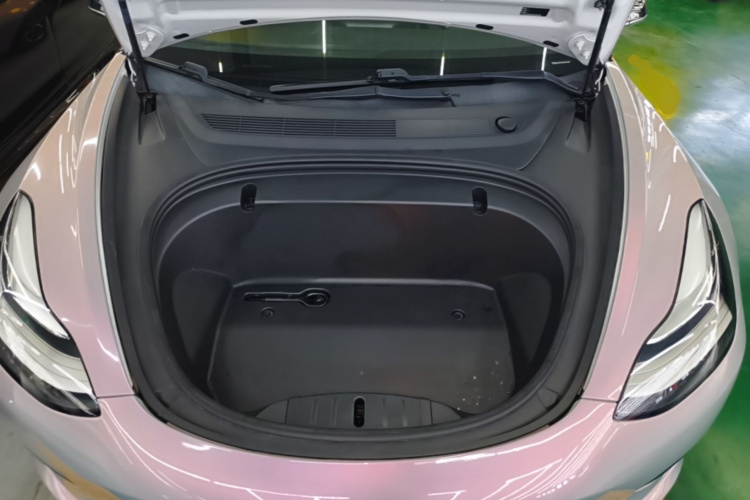 Tesla Model 3 2020 car image #20