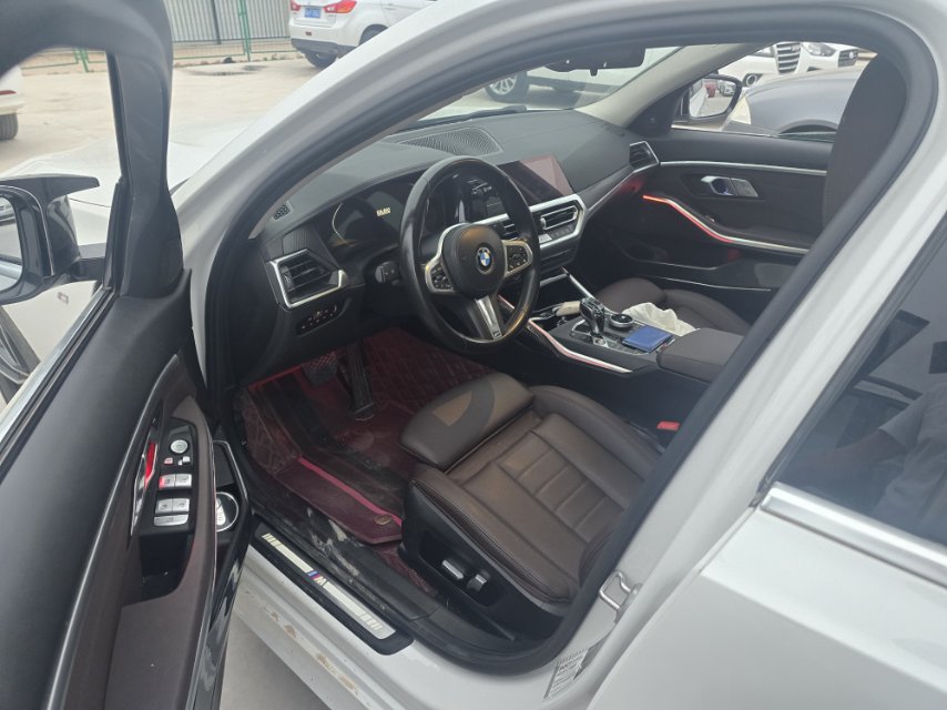 BMW 3 Series 2021 car image #3