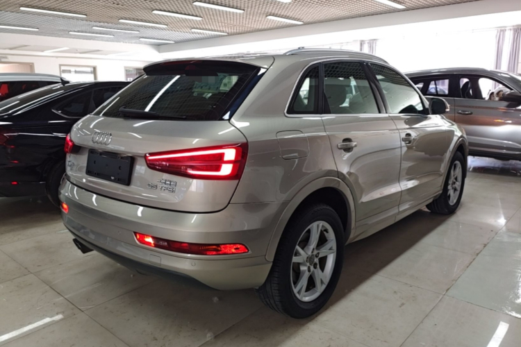 Audi Q3 2017 #7 Audi Q3 2017 car image #7