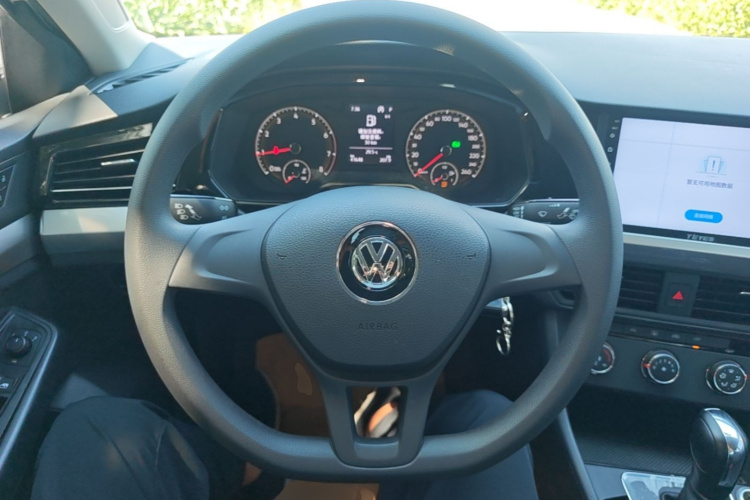 Volkswagen Bora 2019 صورة سيارة #15