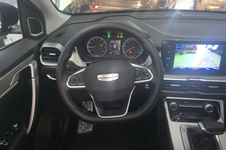 GEELY Coolray 2025 imagen de coche #11